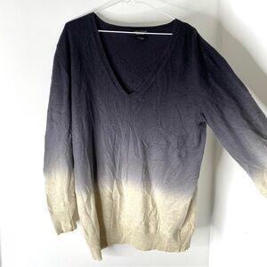 Lord & Taylor V-Neck Sweater 100% Cashmere. Size Large.